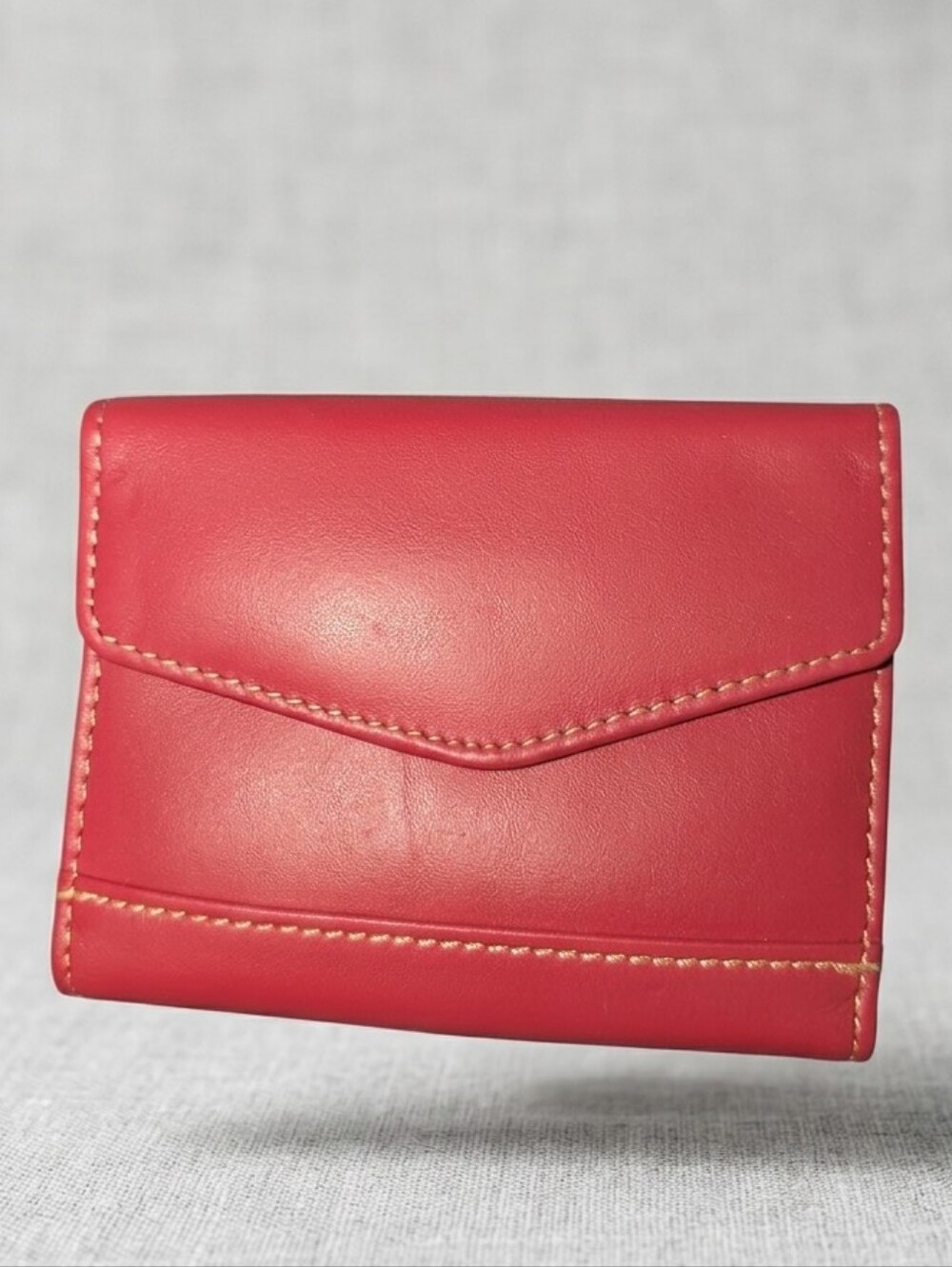 Buxton Red Card Holder Wallet with Contrast Stitching